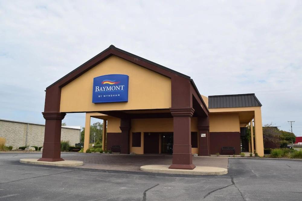 Baymont By Wyndham Michigan City Exteriör bild